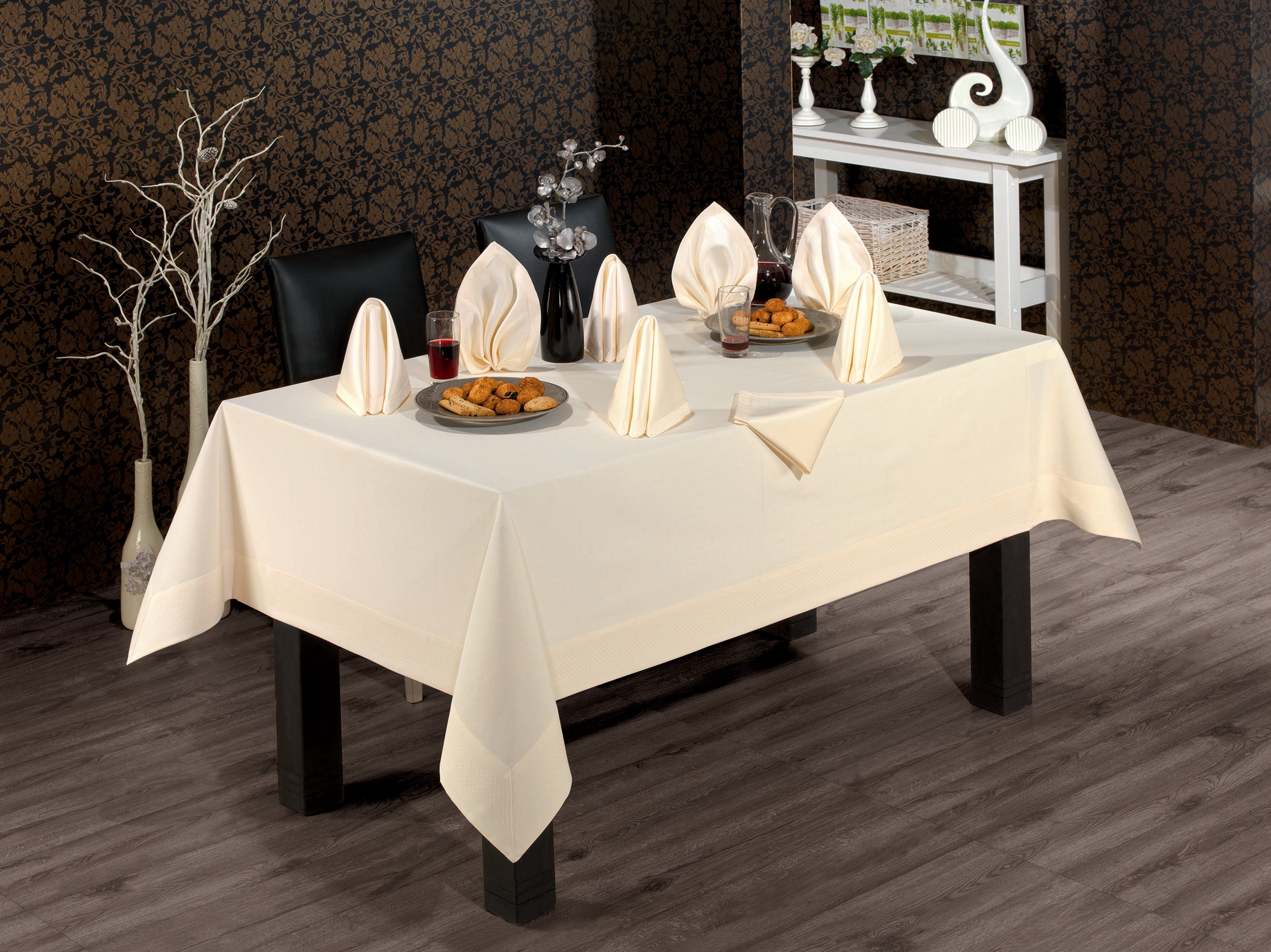 Nappe de table blanc cassé 160*220cm + 6 serviettes 40*40cm